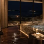 Hotel avec jacuzzi privatif bretagne : terrasse privée et vue mer, jacuzzi chauffé
